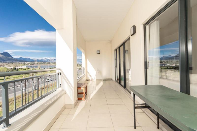2 Bedroom Property for Sale in The Huntsman Western Cape